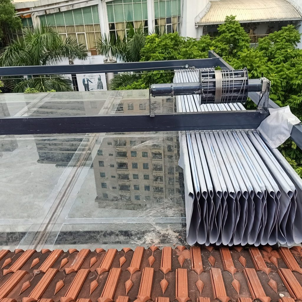 Mẫu bạt k&eacute;o lượn s&oacute;ng che nắng m&aacute;i k&iacute;nh gia c&ocirc;ng &eacute;p nhiệt chống tia UV
