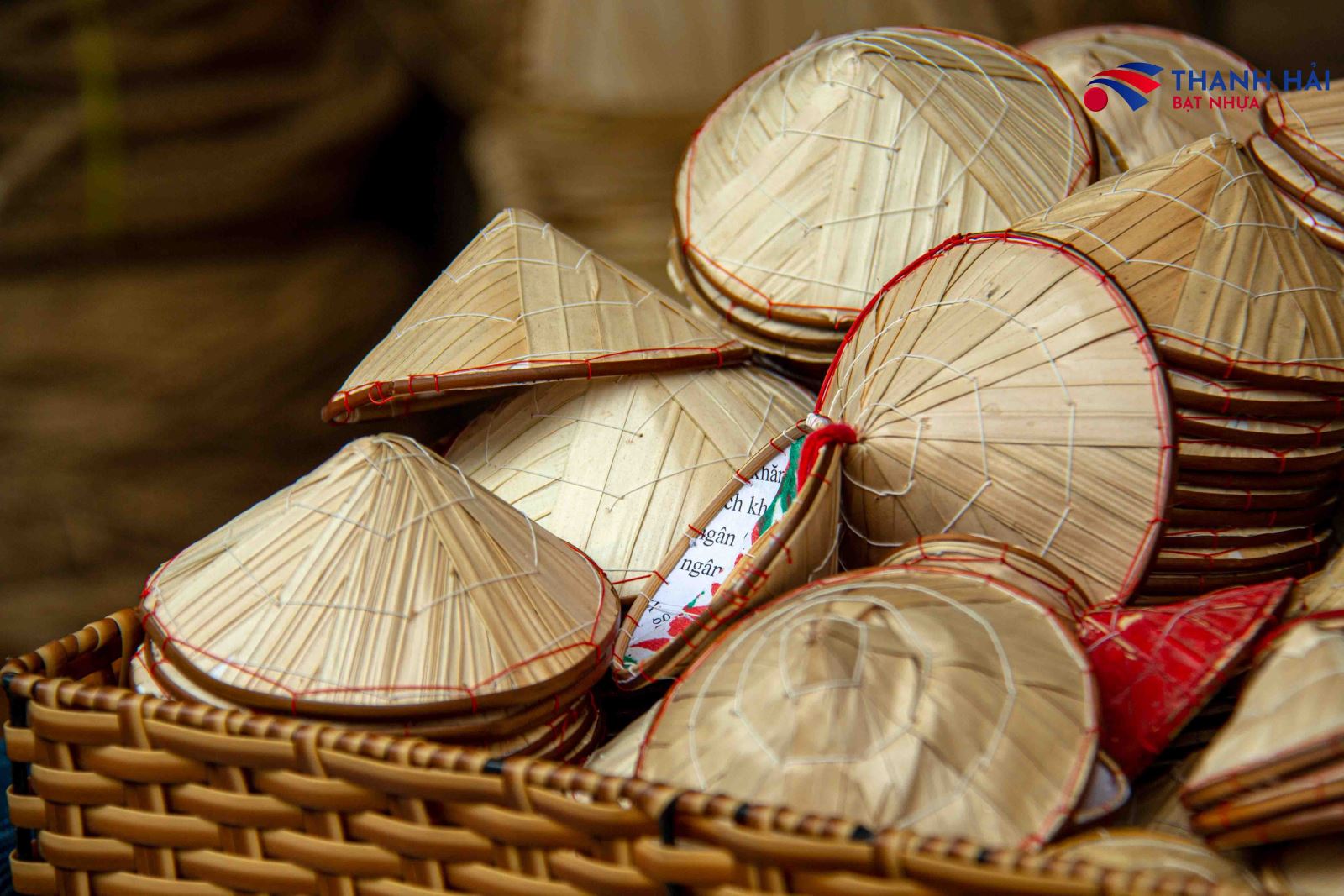 Nón lá truyền thống Việt Nam