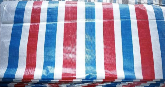 Bạt sọc công trình khu công nghiệp che phủ hàng hóa hiệu quả