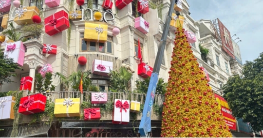 Dịch vụ thi công trang trí Tết chuyên nghiệp – Setup trọn gói cho doanh nghiệp và nhà hàng