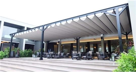 Gia công vải bạt xếp cho khách sạn phân khúc cao cấp
