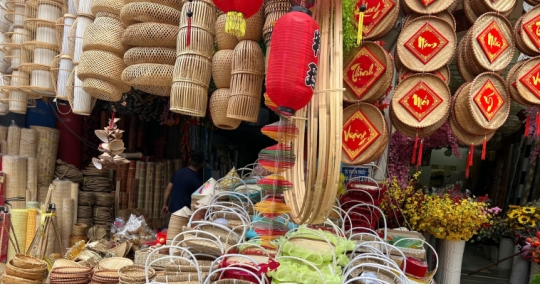 Phụ kiện gói quà Tết gồm những gì? Checklist đầy đủ cho người mới bắt đầu